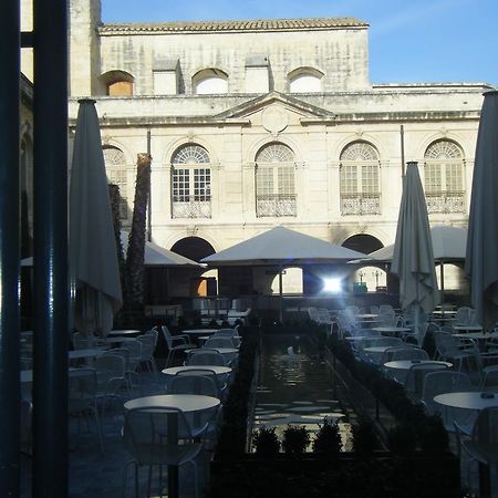 Hotel Innova Cardabella Avignon Bagian luar foto