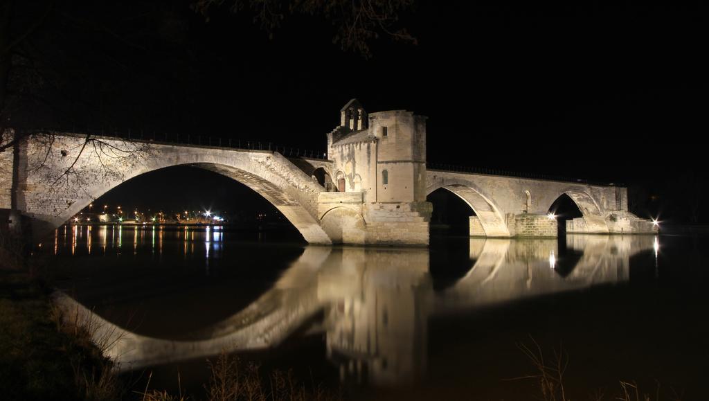 Hotel Innova Cardabella Avignon Bagian luar foto