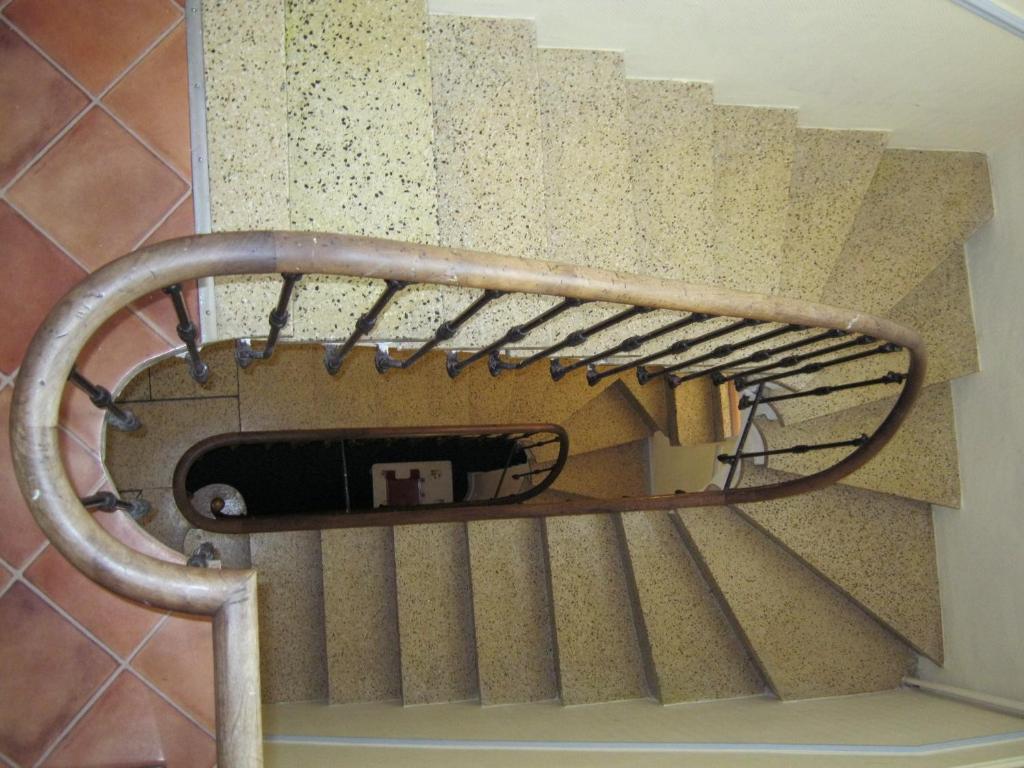 Hotel Innova Cardabella Avignon Bagian luar foto