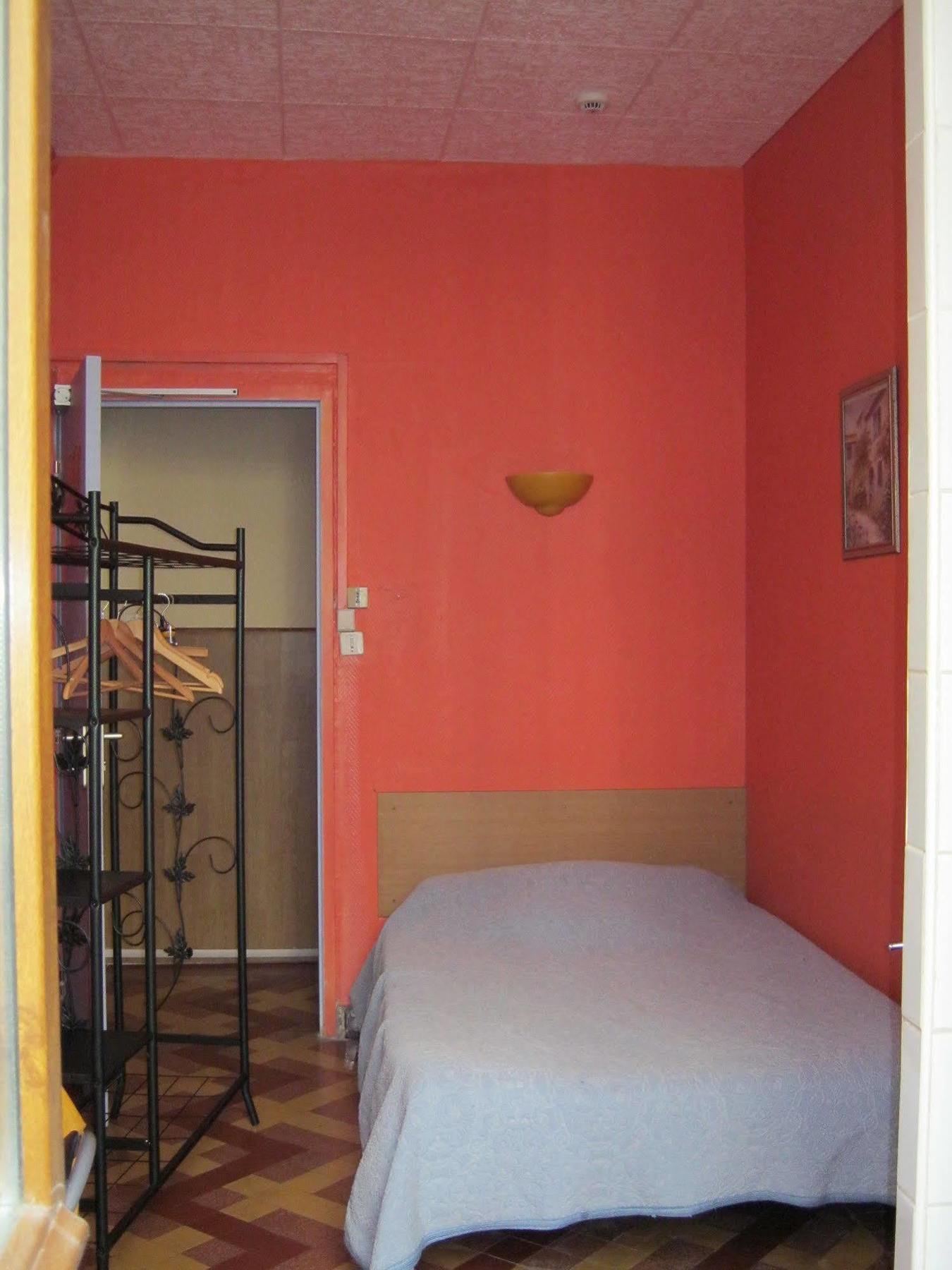 Hotel Innova Cardabella Avignon Bagian luar foto