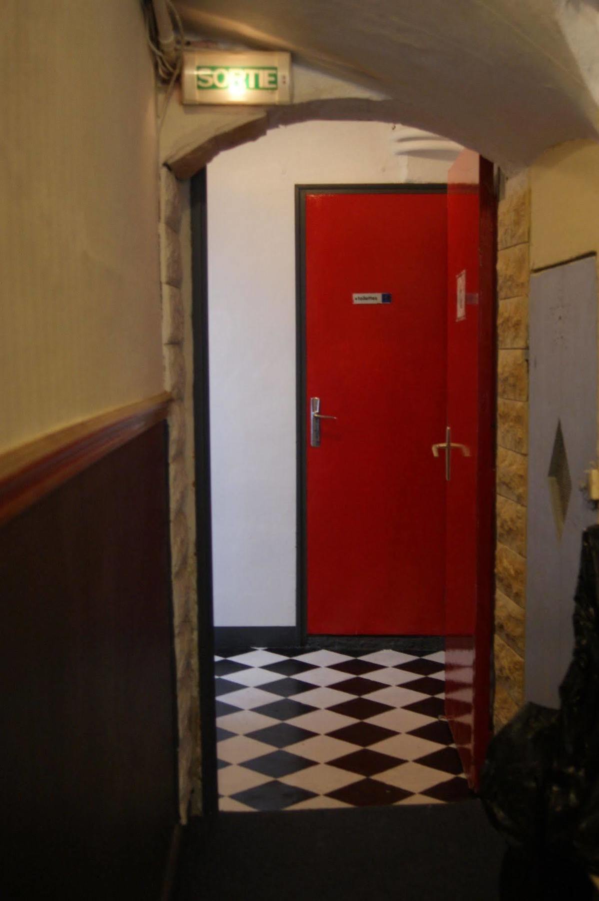 Hotel Innova Cardabella Avignon Bagian luar foto
